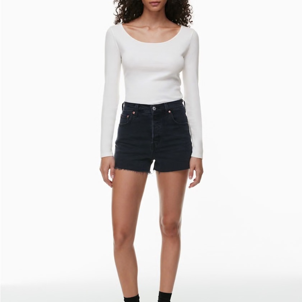 Levi's Ribcage Shorts size 23